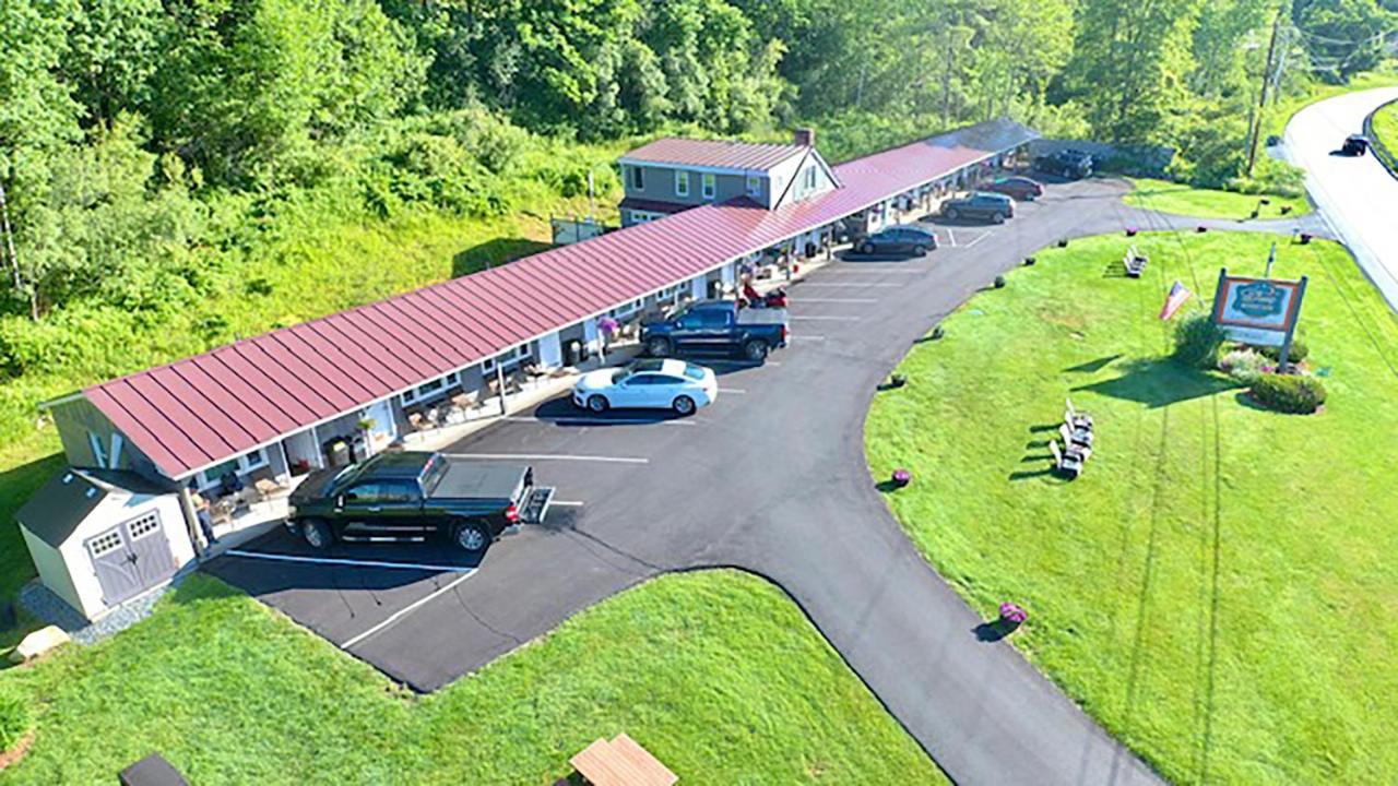 Sleep Woodstock Motel Exterior photo