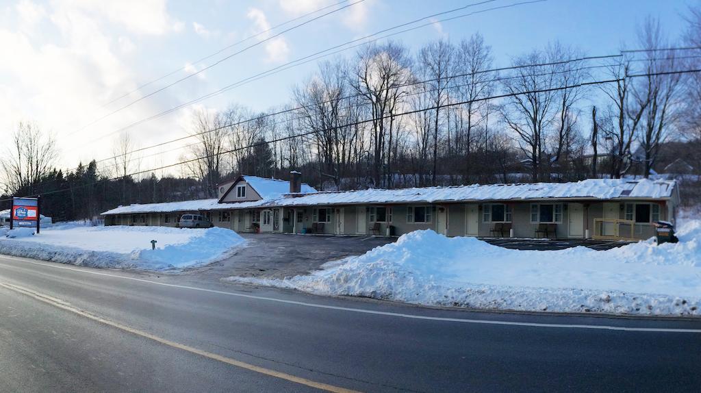 Sleep Woodstock Motel Exterior photo